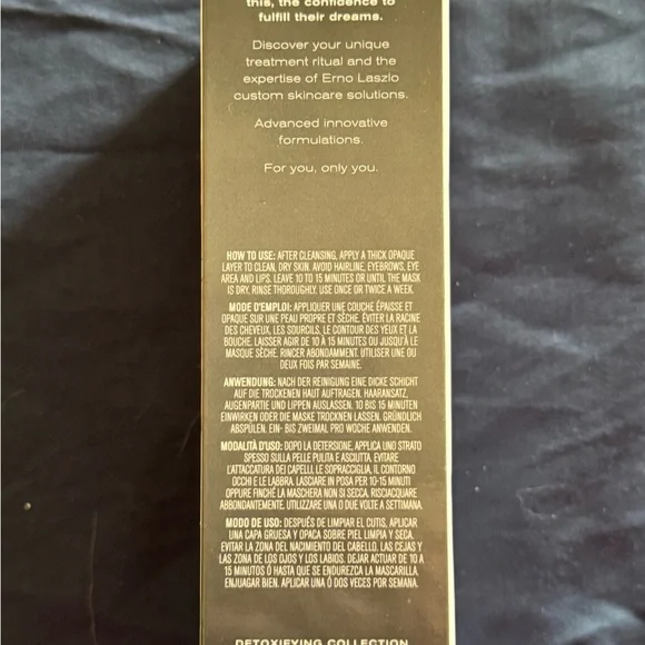 Erno Laszlo Hydrating Detox Mask - Cream and Black - Picture 4 of 6